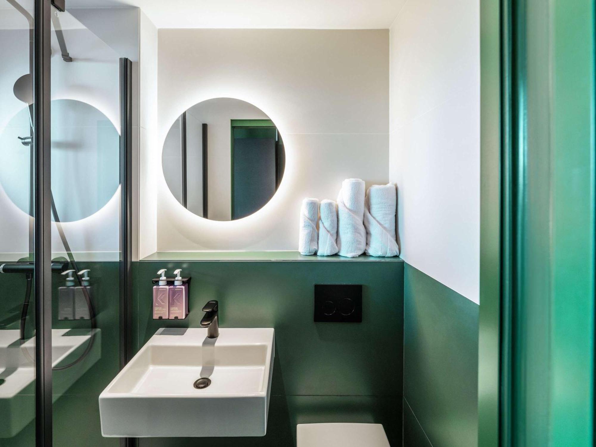 Hotel Tribe Paris Clichy Exteriér fotografie